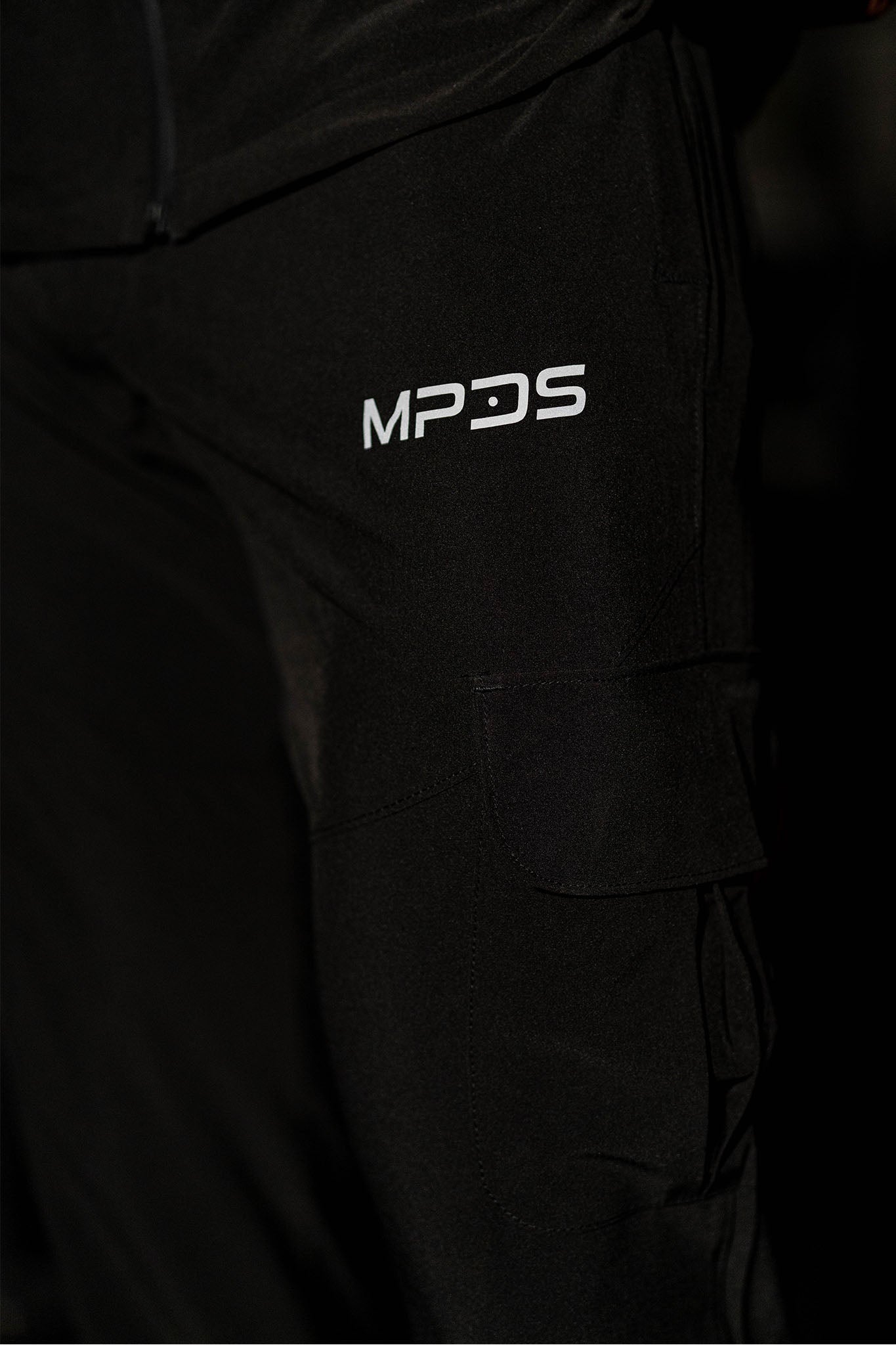 Tracksuit Woven (Reflection)